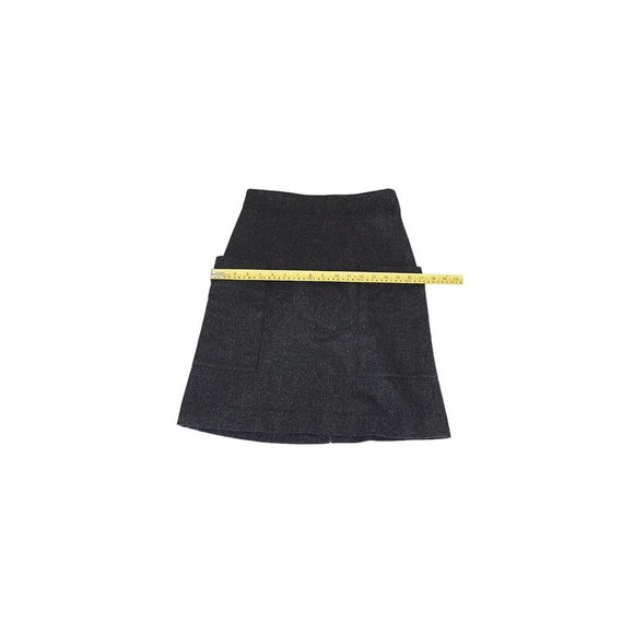 Elegant Black Women's Skirt - Picture 3 of 8